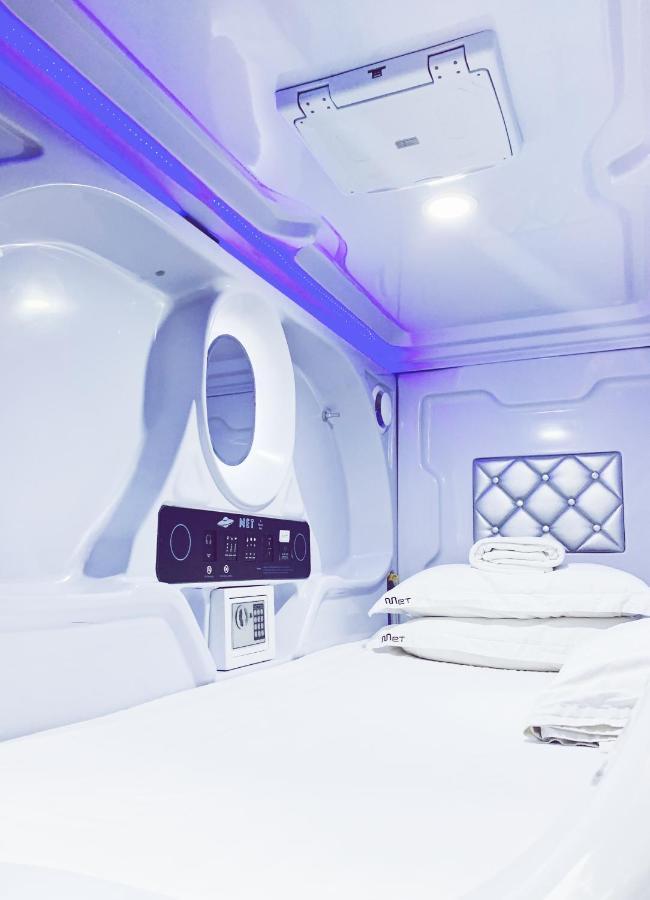 Met A Space Pod @ Boat Quay Singapur Dış mekan fotoğraf