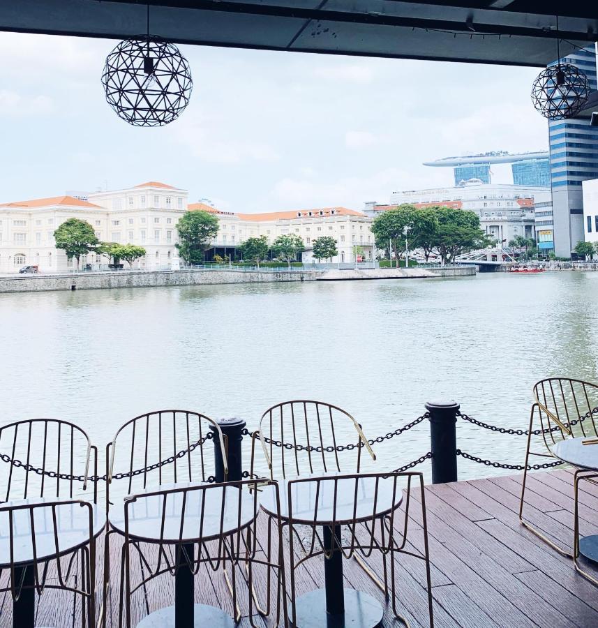 Met A Space Pod @ Boat Quay Singapur Dış mekan fotoğraf